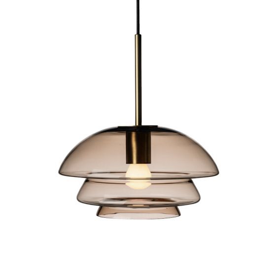Arkivlampe 4006 small fra Hadeland Glassverk i kakao med messing oppheng