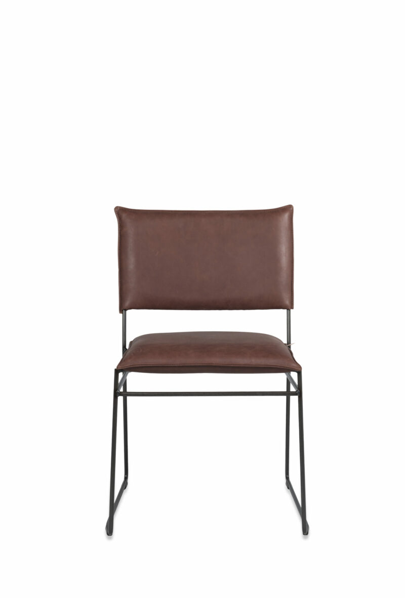Norman stackable spisestol i Bonanza British Tan fra Jess Design