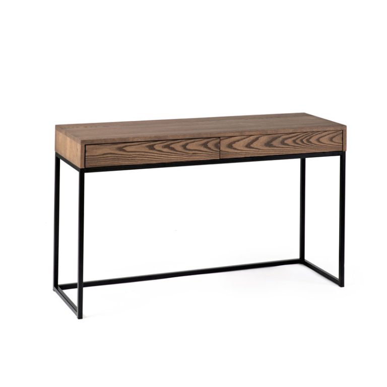 zet skirvebord med sort metallunderstell fra Kristensen