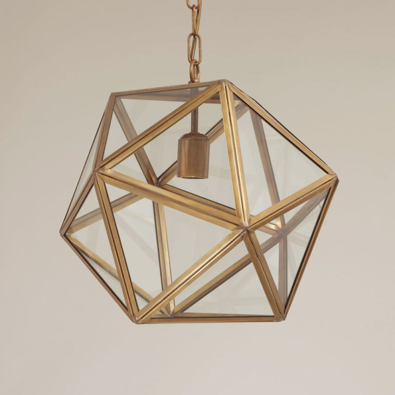 Messing taklampe med pyramideformet glass