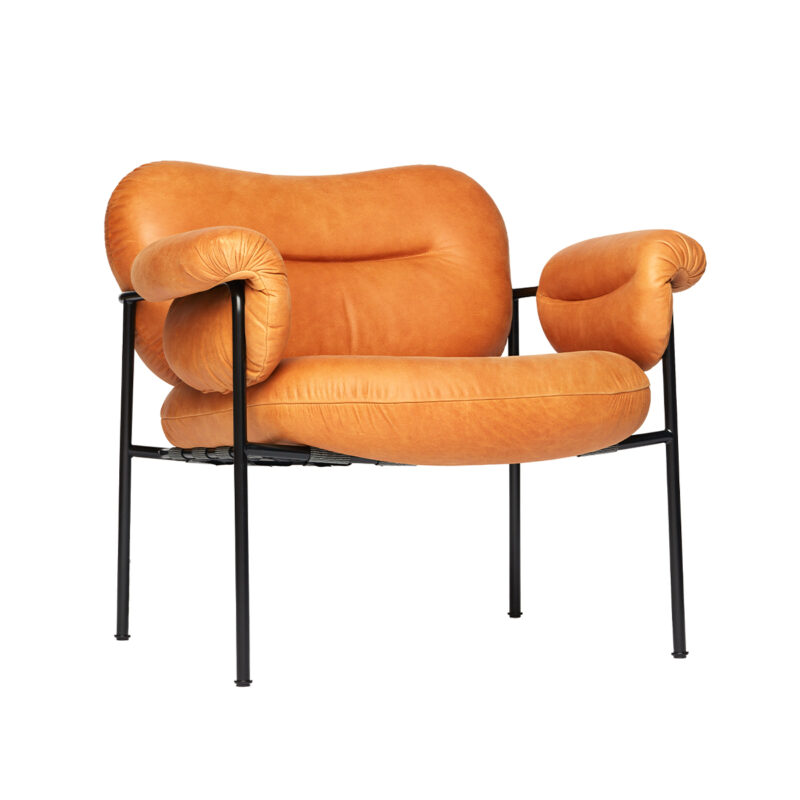 Bollo lenestol i Vintage Cognac med Matte Black Ral 9005 bein fra Fogia