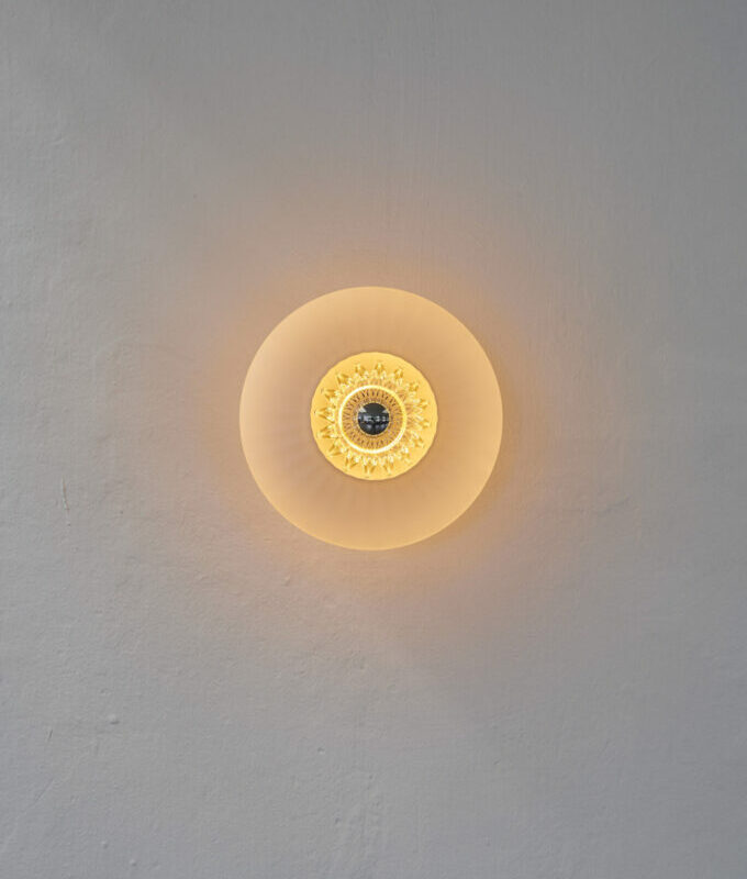 New Wave Optic Wall Opal fra Design by Us