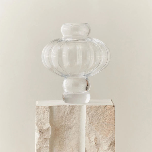 Balloon vase 08 | Klar fra Louise roe, produktbilde av vase i klart glass