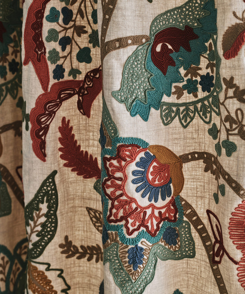 Colefaxandfowler-Nerello red:green F4862-01