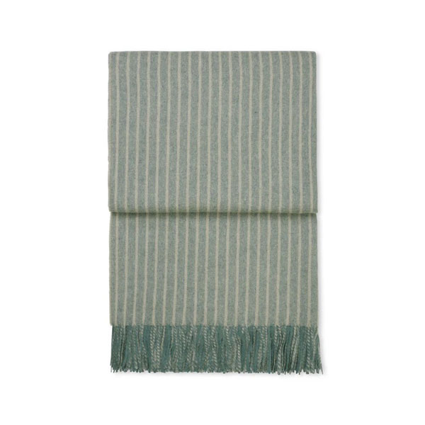 Stripes pledd i grønn fra Elvang