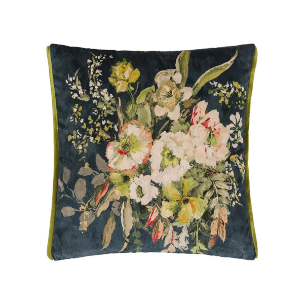 Margaretta Velours Noir pute fra Designers Guild