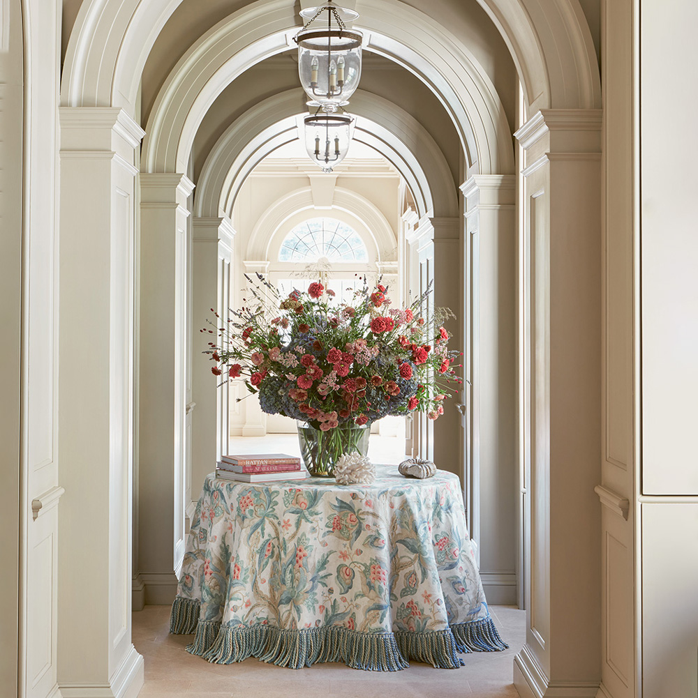 Tekstil-søm-tekstilavdeling-colefax-and-fowler-gardin-puter-hotellfølelse-et-hjem-bærums-verk-tekstilprøver-ethjem