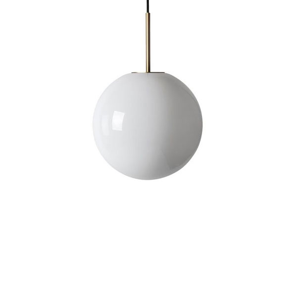 Arkivlampe 4014 300 mm i hvit fra Hadeland glassverk med messing oppheng.