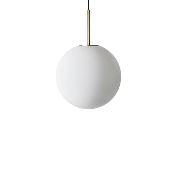 Arkivlampe 4014 300 mm i matt hvit fra Hadeland glassverk med messing oppheng.