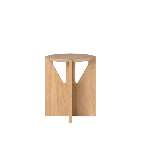 Simple sidebord Ø.36 i lakkert eik fra Kristina Dam Studio