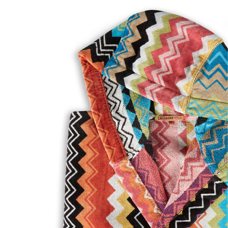 Missoni badekåpe i mønsteret og fargen giacomo 100 som går i oransje, sort, rosa, gul og blå.