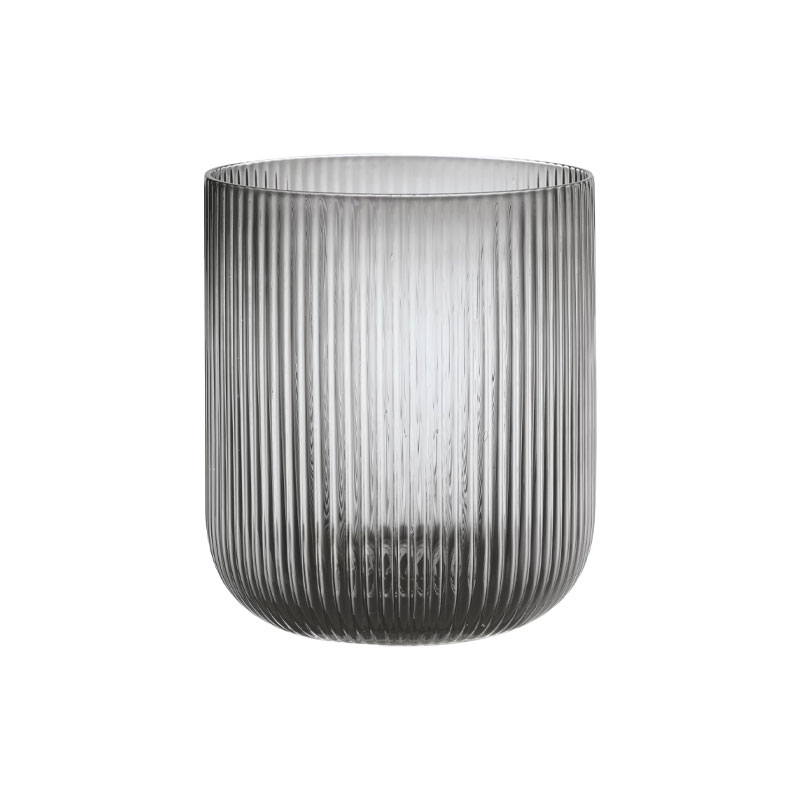 Ven vase i mørk grå med rillene glass fra Blomus