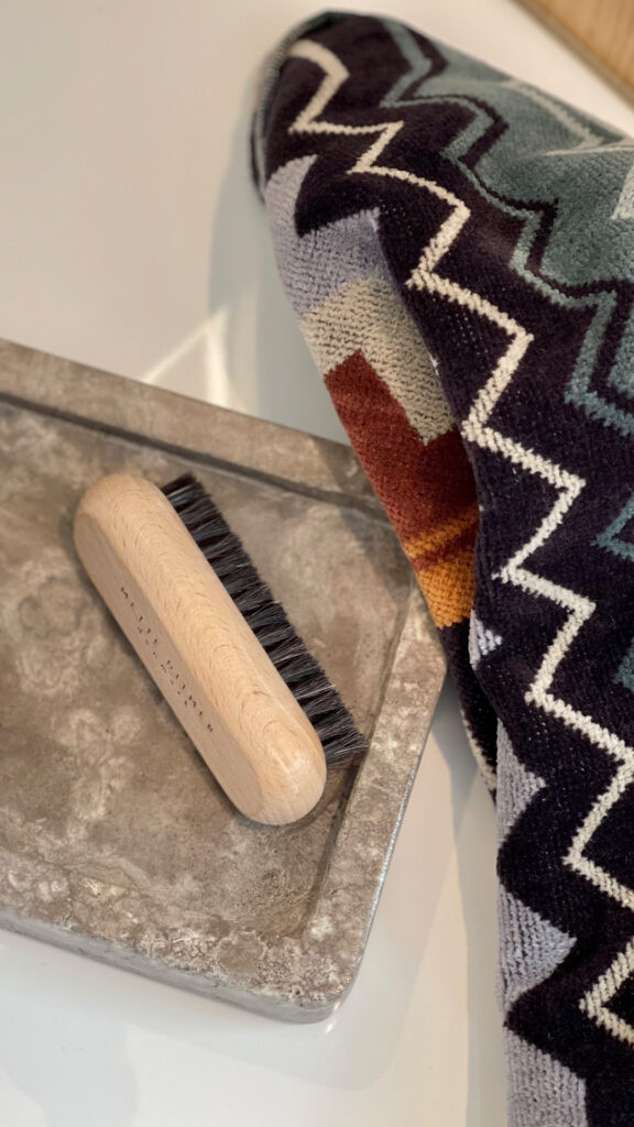 Style badet til markedsansvarlig-missoni home-mette ditmer-neglebørste-håndkle-giacomo