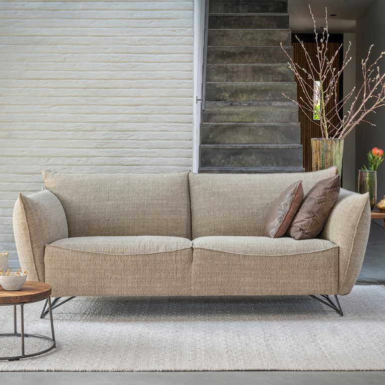 My Home 3-seter sofa fra Jess Design-Riga tekstil-et hjem-miljøbilde