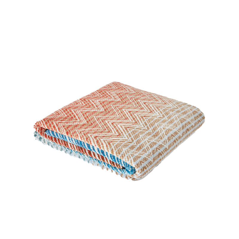Stone håndkle i farge 100 med sikk sakk mønster fra Missoni