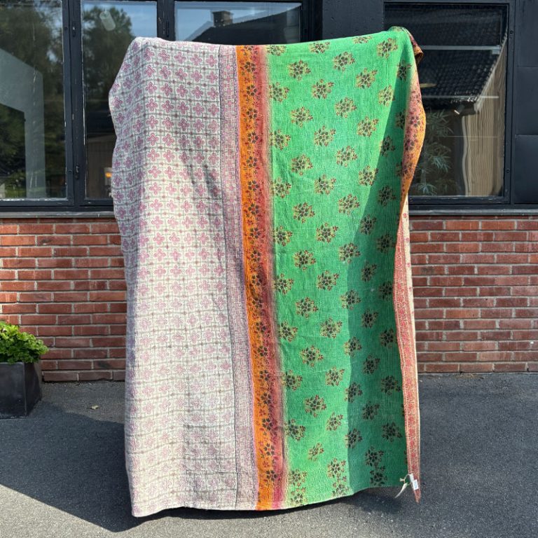 Vintage pledd i farger som grønt, rosa og oransje fra Anouska