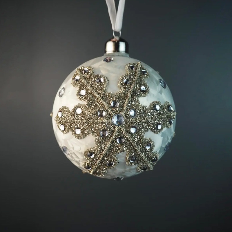 Juleornament | Hvit ball fra Filipiniana