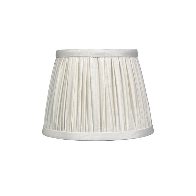 mayfair hvit liten lampeskjerm fra Von Norten