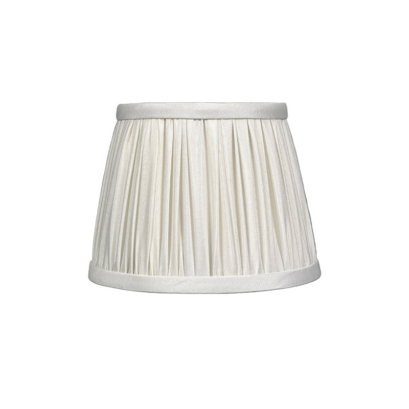 mayfair hvit liten lampeskjerm fra Von Norten