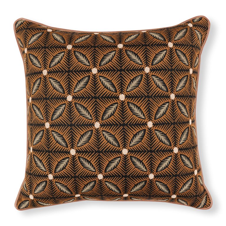 Effie 50×50 Pute i Sienna fra Romo