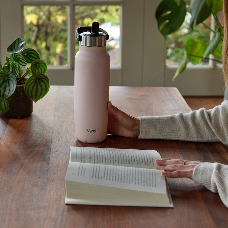 S’well Explorer drikkeflaske med sugerør 700ml. | Himalayan salt - Bilde 5