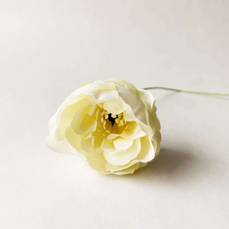 peon papirblomst i krem fra trend design