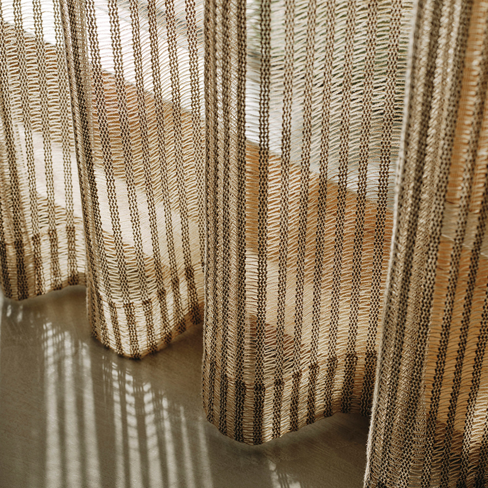 Larsen-tekstil-Gardiner- Kusama, sand L9530-02