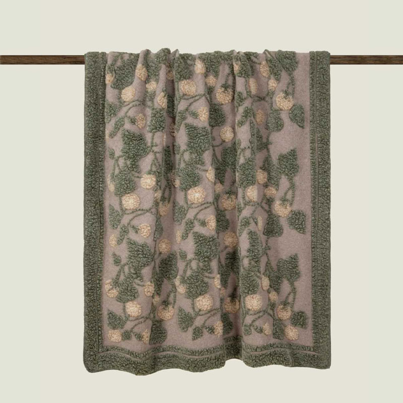 harmony green ullpledd fra Frati Home