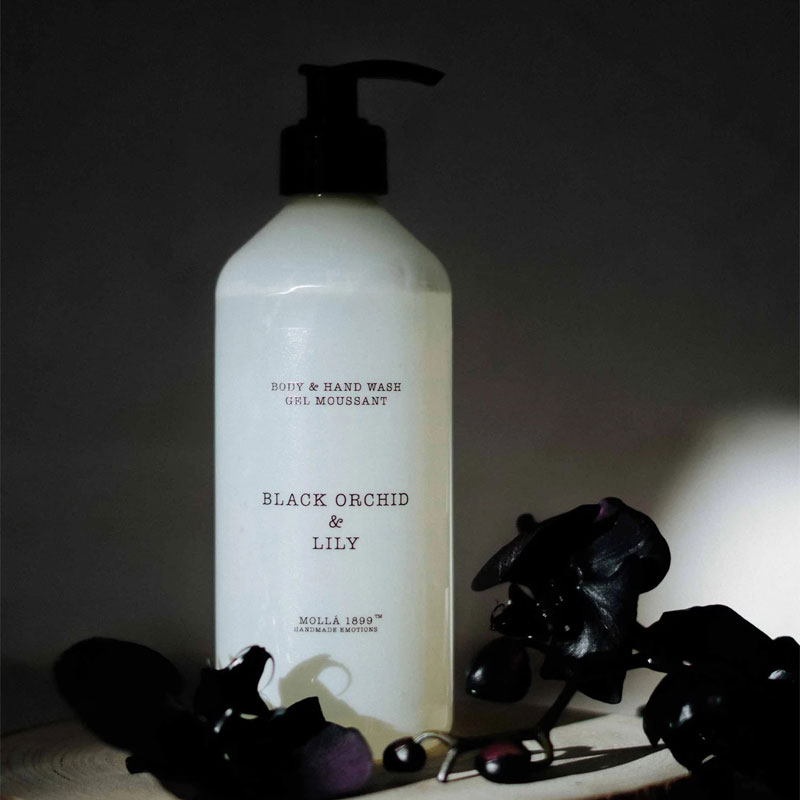 hånd og kroppssåpe i duften black orchid og lily