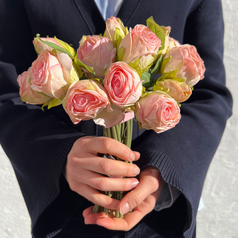 mini rose blomsterbukett fra botane