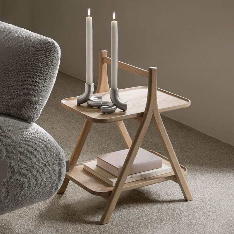 eta sidebord i eik fra blomus