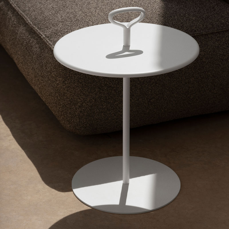 porter sidebord i hvitt fra blomus