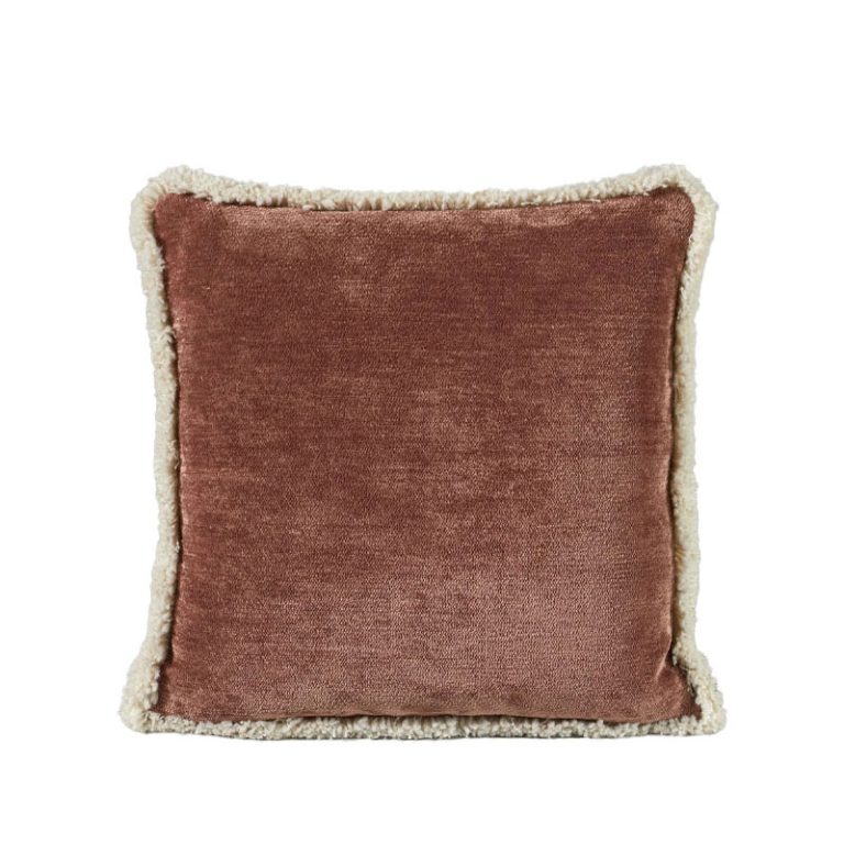 Ari chenille pute i vintage pink fra Kitty Sablu