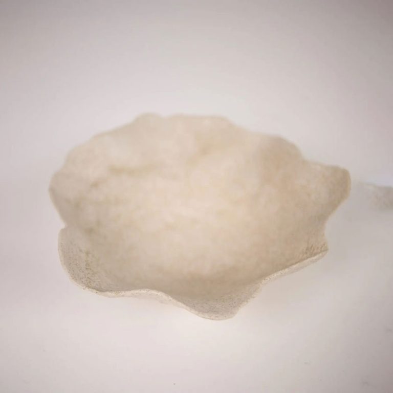 clair fat 31,5 cm I sand fra olsson og jensen