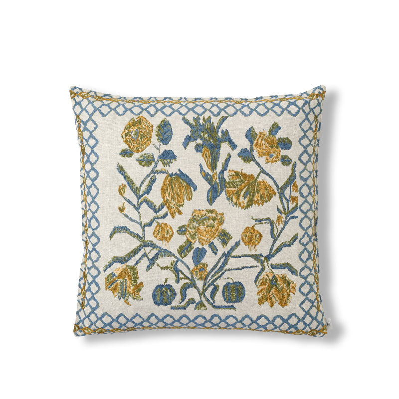 Anniken flower yellow pute I 50 x 50 cm fra kitty Sablu