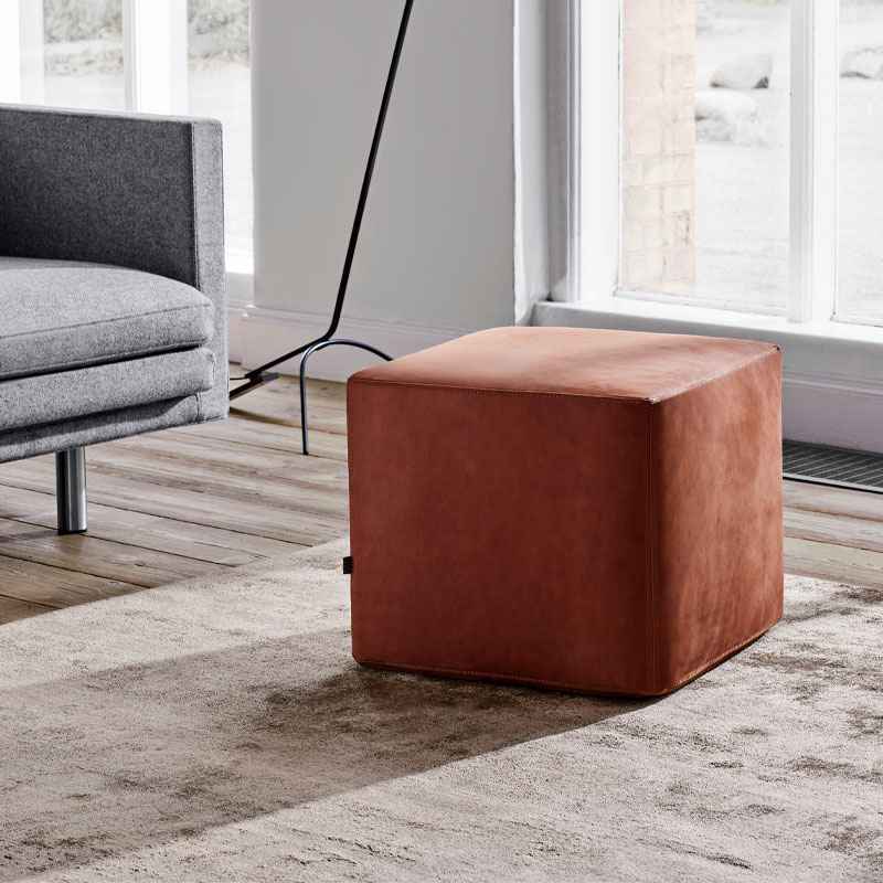 Juul 899 fotskammel fra Juul furniture