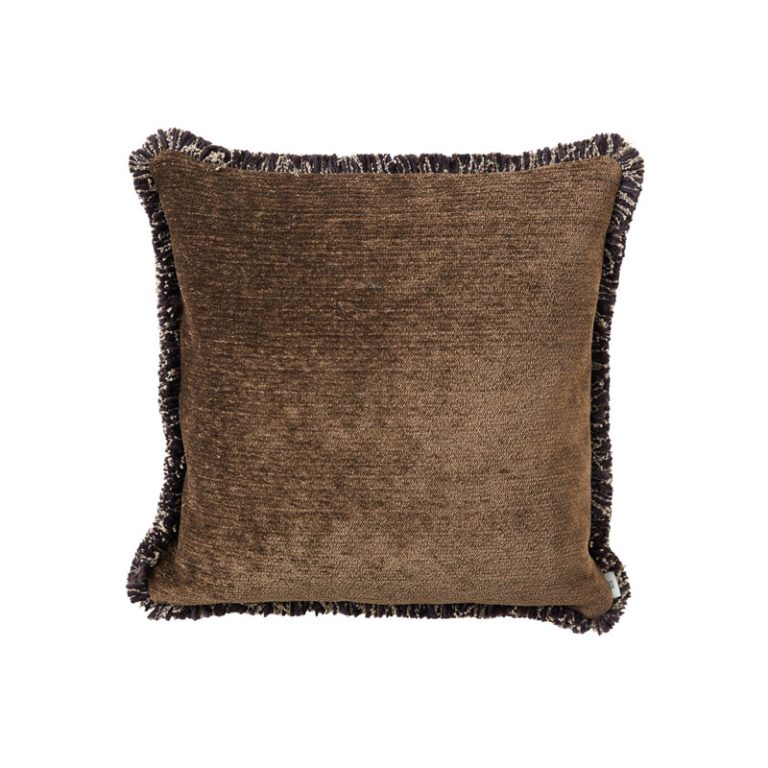 ari chenille fringe pute i deep brown fra kitty sablu