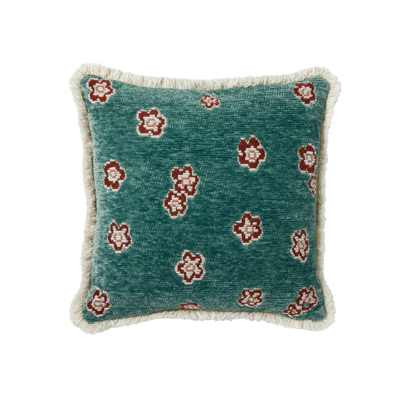 Bear fringe pute fra Kitty Sablu