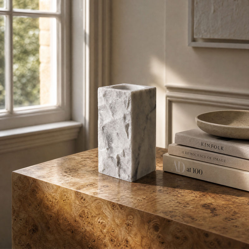 lare Carrara white marble edge vase fra botane