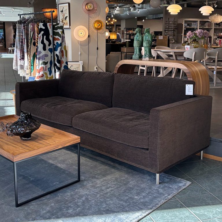 Alex sofa utstillingsmodell fra fogia selges til 30% rabatt