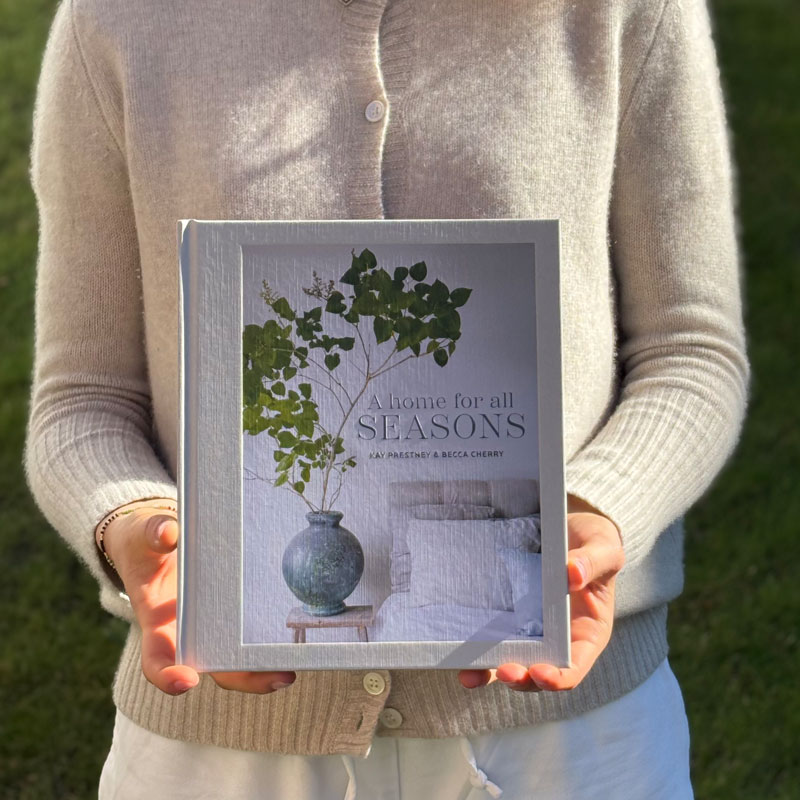 A home for all seasons coffee table book fra new mags