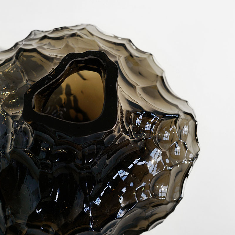 Canyon vase smoke fra hein studio