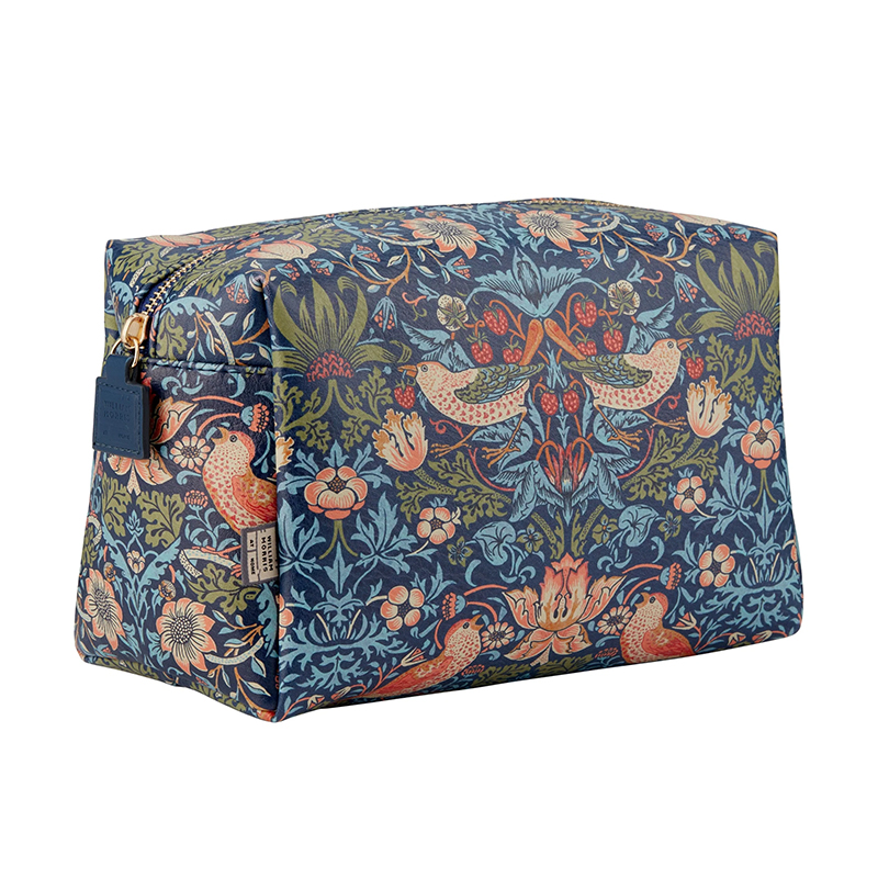 Toalettmappe-Strawberry-Thief-blå-william-morris-stor-sminkeveske-et-hjem