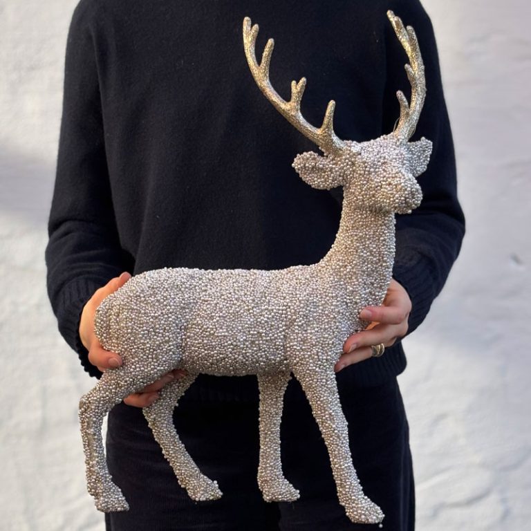 reinsdyr med perler fra edg