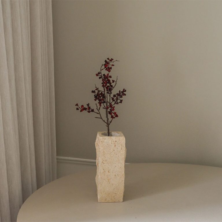 wild Berry I dark red fra botane